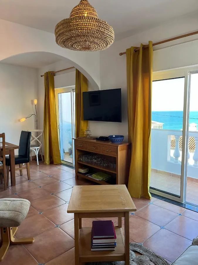 Casa Pedro In Salema - Oceanview & Beach Apartment
